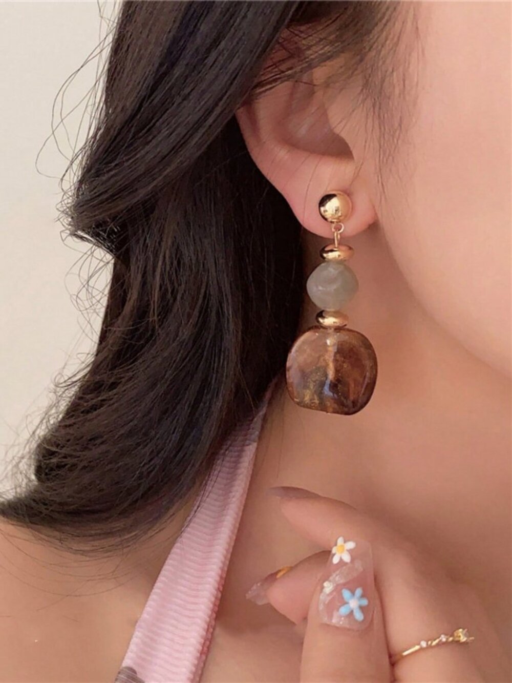 Coffee Boho Women's Resin Acrylic Pendant Earrings - Picture 3 of 5